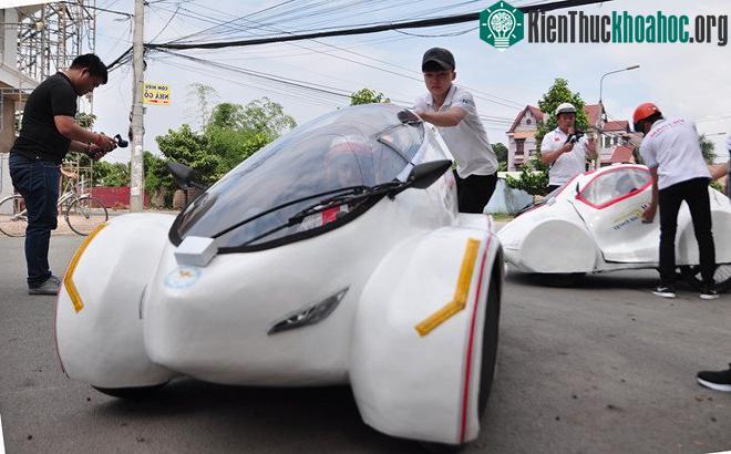 Thực hư chuyện sinh viên năm nhất chế tạo thành công xe chạy 300km/lit xăng